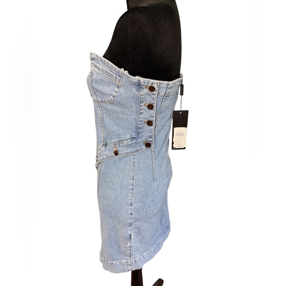Chic Strapless Denim Mini Dress - Picture 3 of 9